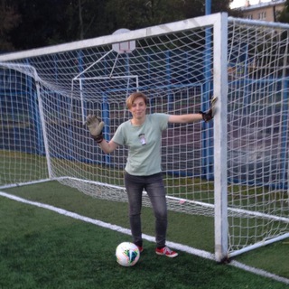 Логотип @iamfootballgirl - 🙅🏼‍♀️Баба комментирует футбол