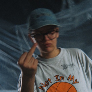 Логотип @iamrudee - rude!