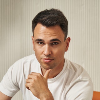 Логотип @iamyogateacher - Йога Тичер