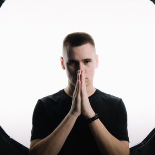 Логотип @iaranin - Аранин | Кадры и буквы