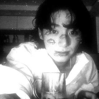 Логотип @ichliebez - любовь – это когда