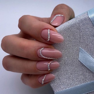 Логотип @ide_manikura - Идеи маникюра