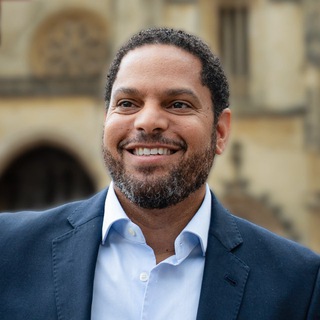 Логотип @ignaciogarrigavaz - Ignacio Garriga