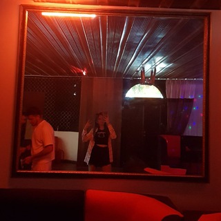 Логотип @iitssriiiina - Тщатик