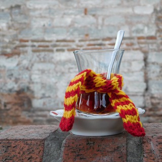 Логотип @iki_chay - Стамбульський синдром