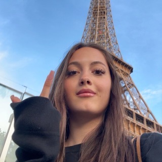 Логотип @iloovearii - Iloveari