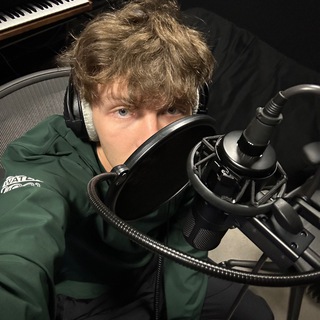 Логотип @ilyx11 - Ilyx