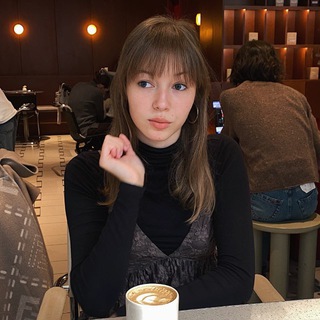 Логотип @im_bookstagramer - лада talks about