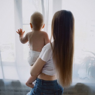 Логотип @im_moms_food - Детское меню ° рецепты