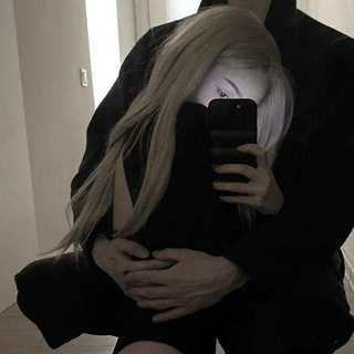 Логотип @imdeadbutilove - я люблю