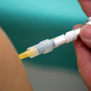 Логотип @impfnebenwirkung - Impfnebenwirkungen