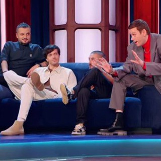 Логотип @improvizatori_lybov - Импровизаторы лубоф навсегда:>