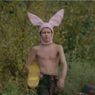 Логотип @infantwombat - Неоинфантилизм