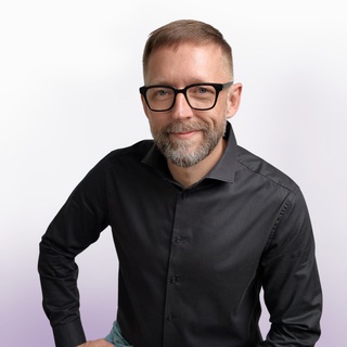 Логотип @inneres_kind - Inneres Kind heilen ❤️