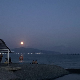 Логотип @innovorossiysklove - в Новороссе любят