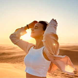 Логотип @insidee_out - Смысл внутри | Елизавета Чистякова