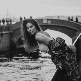 Логотип @inspiringwomen - Anna_Kameneva