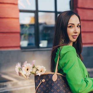 Логотип @inst_akgromova - #AKGROMOVA