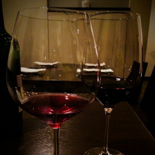 Логотип @insta_storiz - История для инсты🎥📸