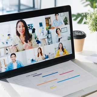 Логотип @intellecteducationsolutions - Intellect Education - образование без границ!