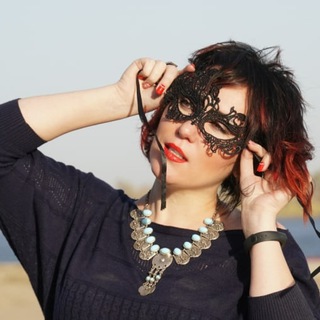 Логотип @intensivmobfil - Интенсив. Моб.фильмодел