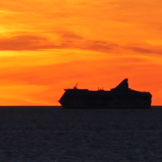 Логотип @internalexplorer - Второоткрыватель