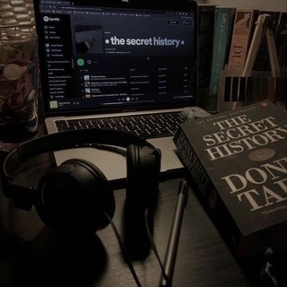 Логотип @intioo - интио