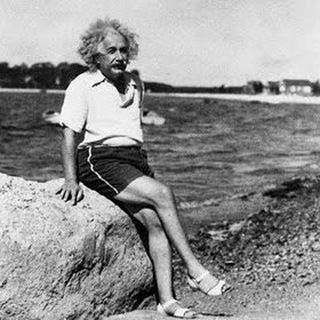 Логотип @intuition2036 - Интуиция подскажет