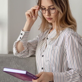 Логотип @investbooks - Александра Вальд глобальные инвестиции