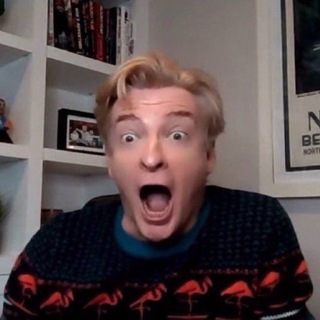 Логотип @ioumipitares - пишем сценарий 3 сезона бз