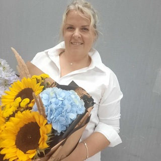 Логотип @ira_prorod - Таро. Род. Практики.