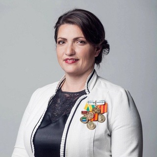 Логотип @irinaborovova - Ирина Боровова