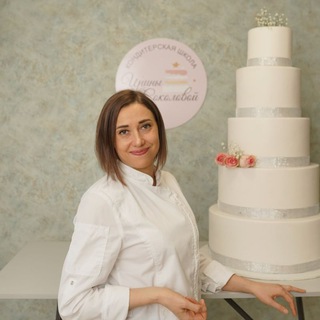 Логотип @irinasokolova_tort - Торты по ГОСТу вкус детства 🎂🎂🎂