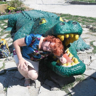 Логотип @iromodella - Мадам Плюссайз