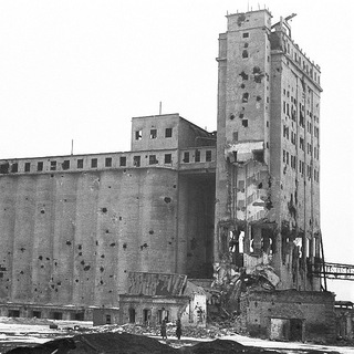 Логотип @iron_wind - Алексей Исаев. «Железный ветер»