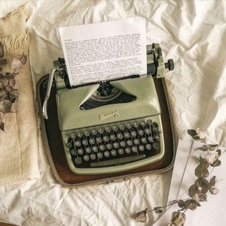 Логотип @isporchenny_hudohnic - Фикбук–мой спаситель