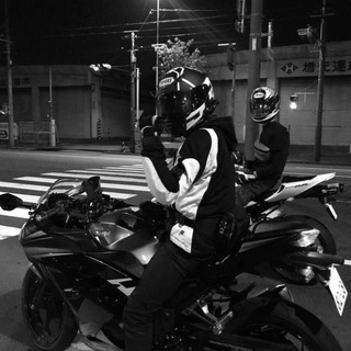 Логотип @istinniy1 - истинный'