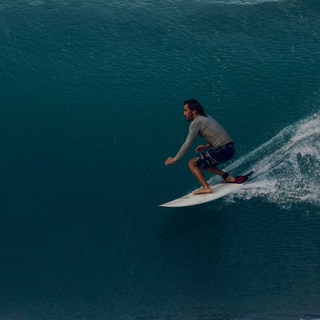 Логотип @isurfclub - Про серфинг от Булата