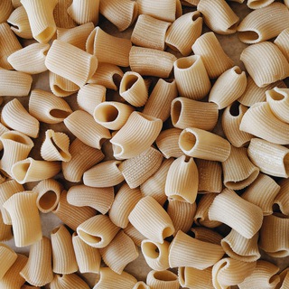 Логотип @italianoconamici - Итальянский с друзьями - Italian books - libri in italiano