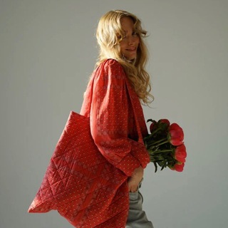 Логотип @its_always_april - апрельские заметки