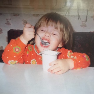 Логотип @its_too_much_chat - слишком много — чат