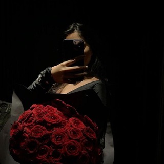 Логотип @itsdameliev - Damelieva