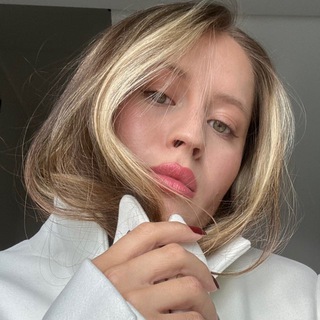 Логотип @itsmevladaaa - эра женственности