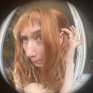 Логотип @itsmishamisha - миша три тысячи 🧸