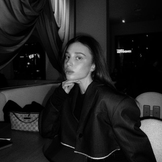 Логотип @itsnotheroinsick - heroinsick