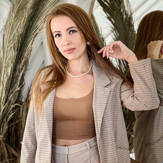 Логотип @ivanovavsmm - Иванова и соц сети UGC Контент Блог