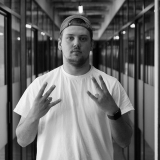 Логотип @ivanzmaev - Ivan Zmaev 🐍