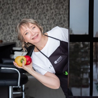 Логотип @iwoman40 - Светлана Махлейд нутрициолог