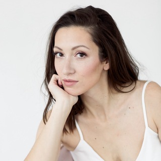 Логотип @iz_woman - Елена Измайлова • Психолог