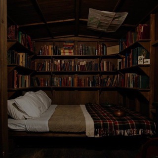 Логотип @izbraannoe - избранное